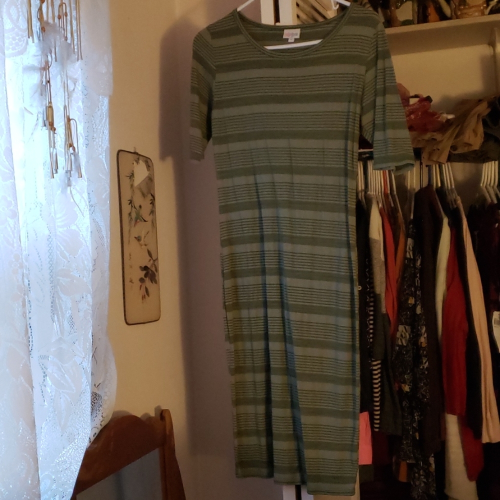 3/4 sleeve dress